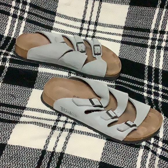 Birki’s grey & brown 3 strap Birkenstock sandals - Picture 4 of 8